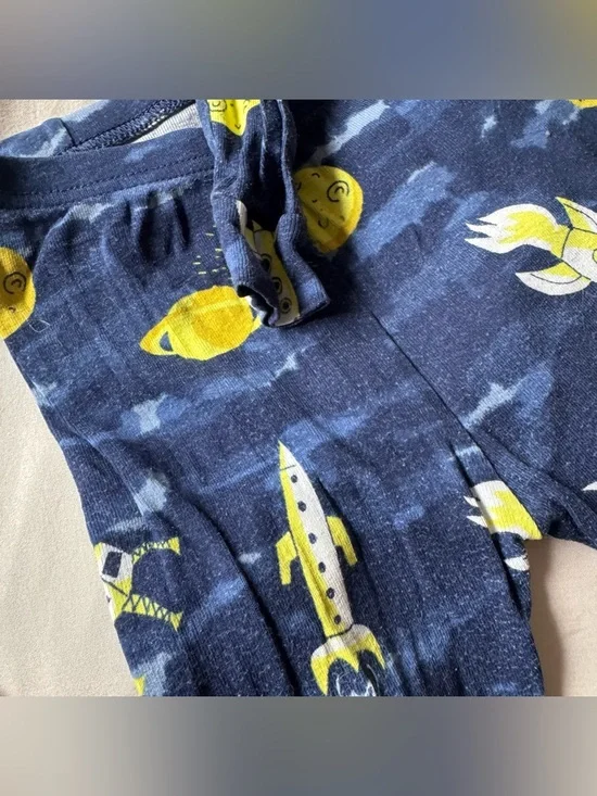 Baby Gap PJ’s - Space - 18-24 Mo - Picture 4 of 6